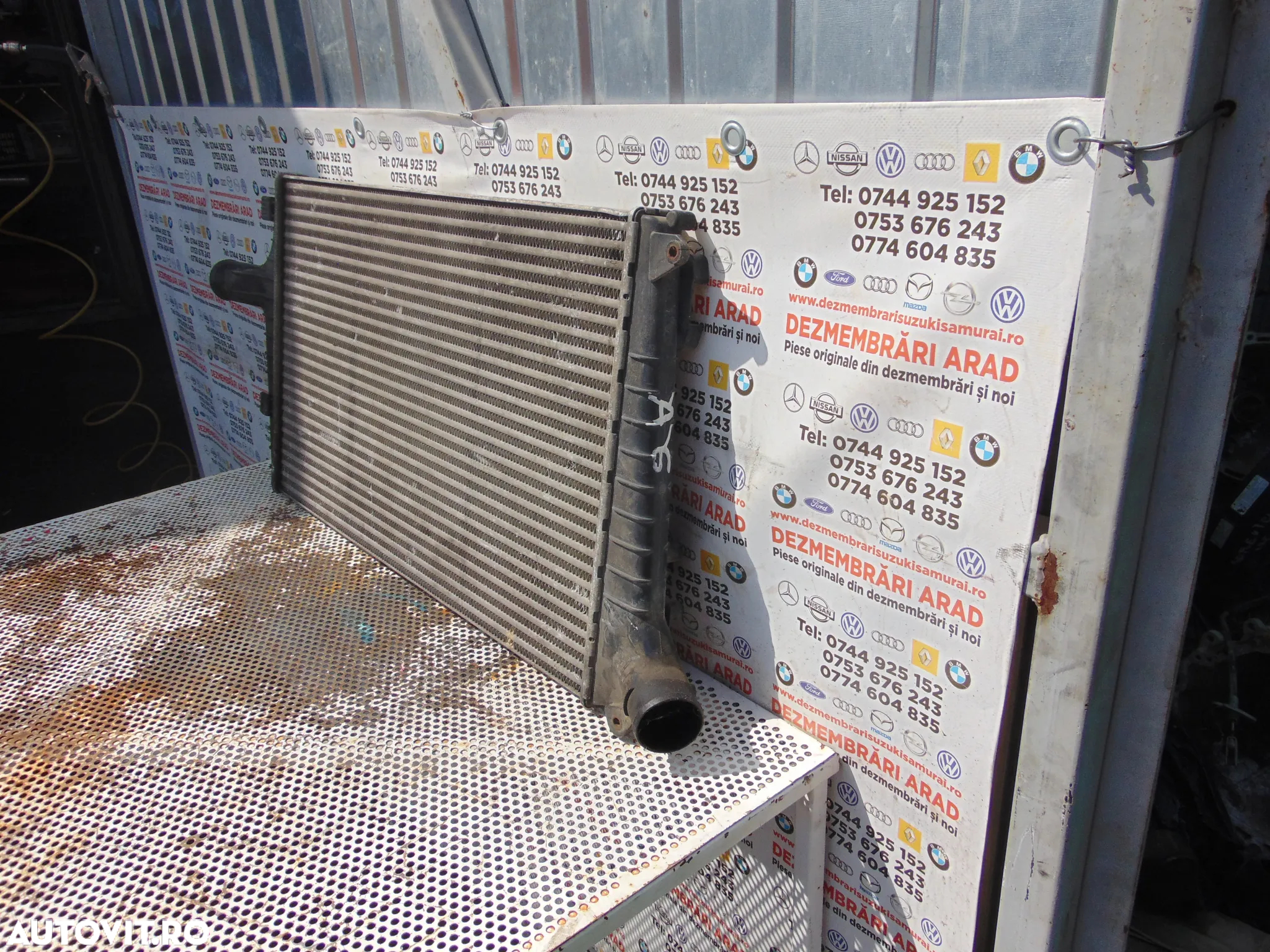Radiator intercooler Audi a6 c5 motor 2.5 cod 4b0145805a - 2