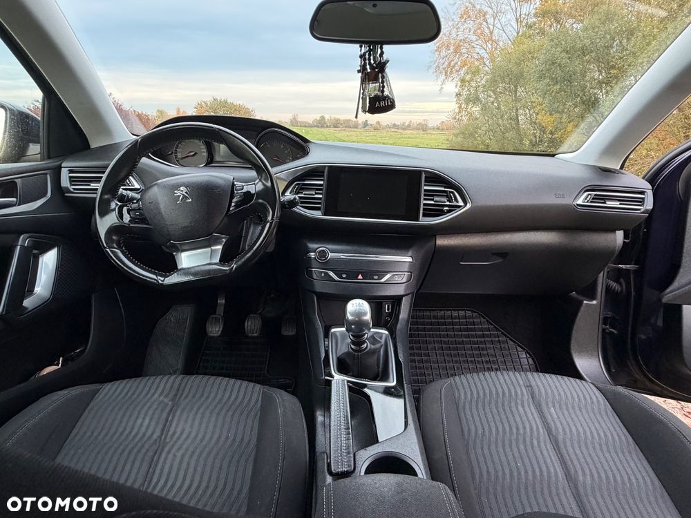 Peugeot 308 - 18