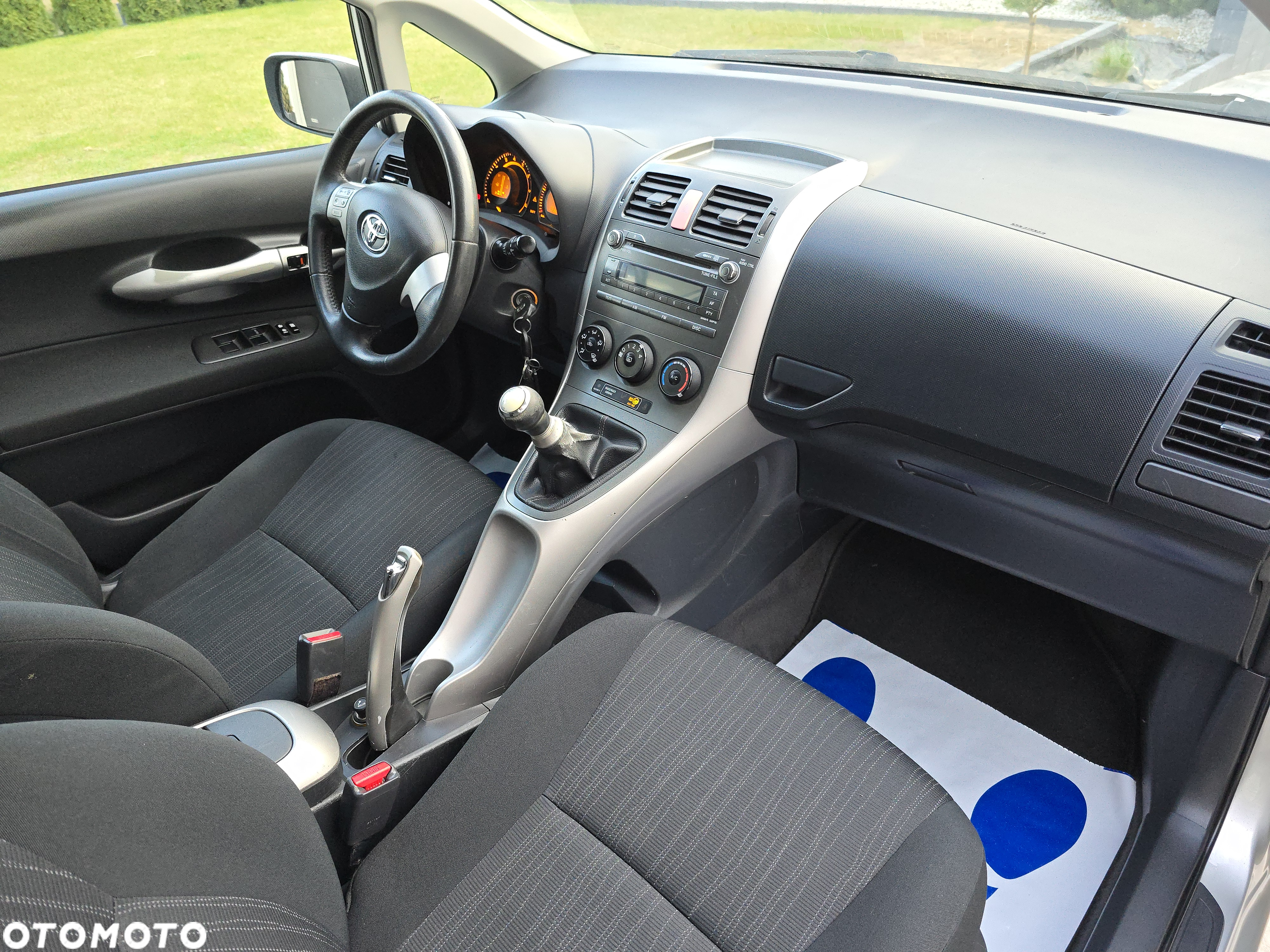 Toyota Auris 1.4 VVT-i Sol - 8