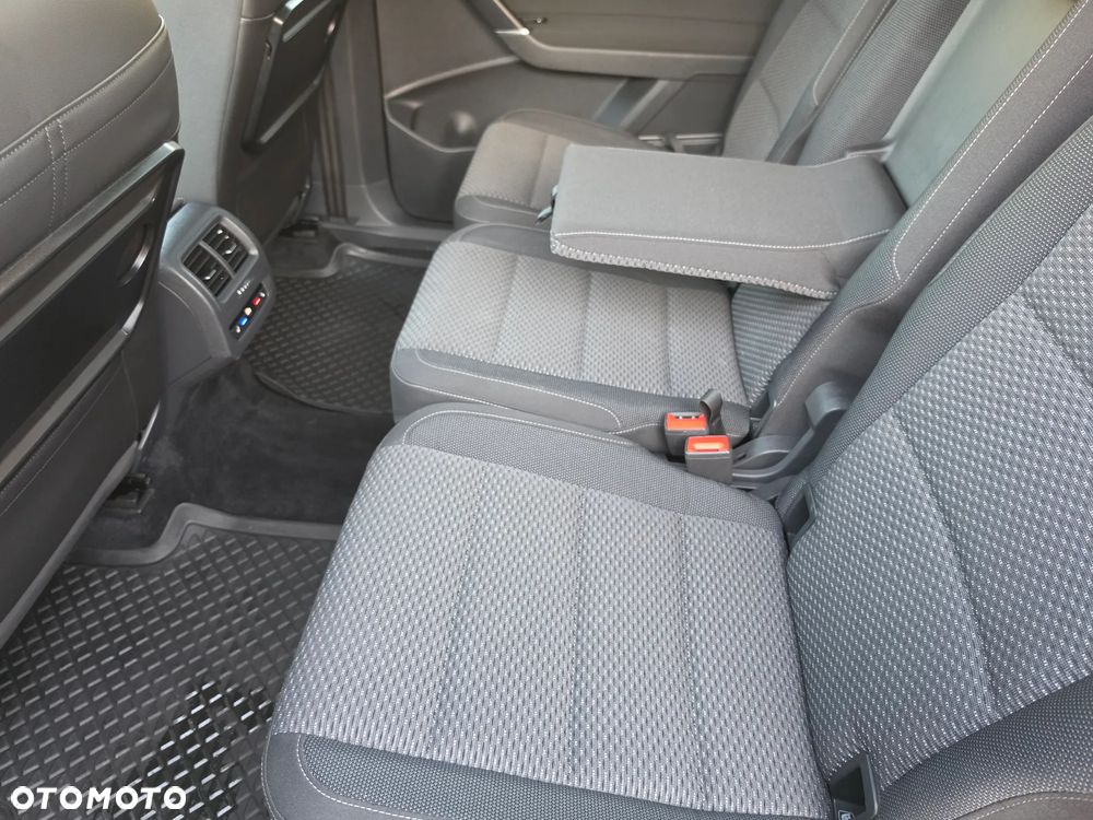 Volkswagen Touran 2.0 TDI BMT Comfortline - 26