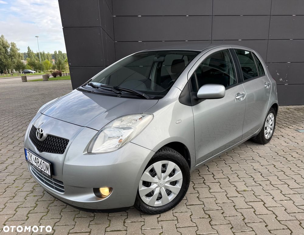 Toyota Yaris 1.0 Luna A/C - 1