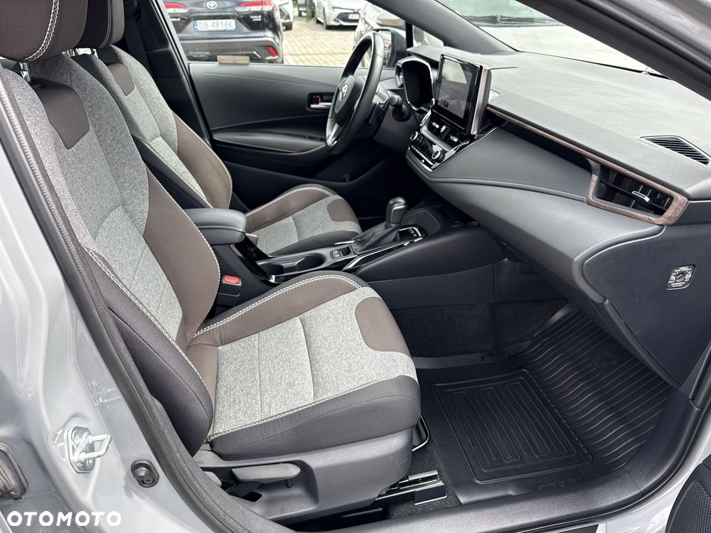 Toyota Corolla 2.0 Hybrid Trek - 7
