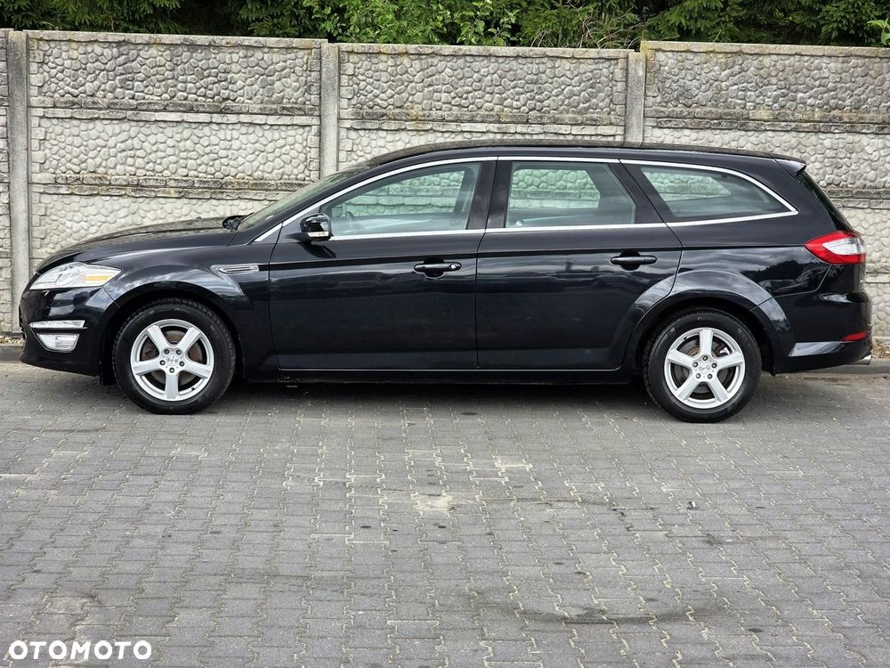 Ford Mondeo 2.0 EcoBoost Titanium - 4