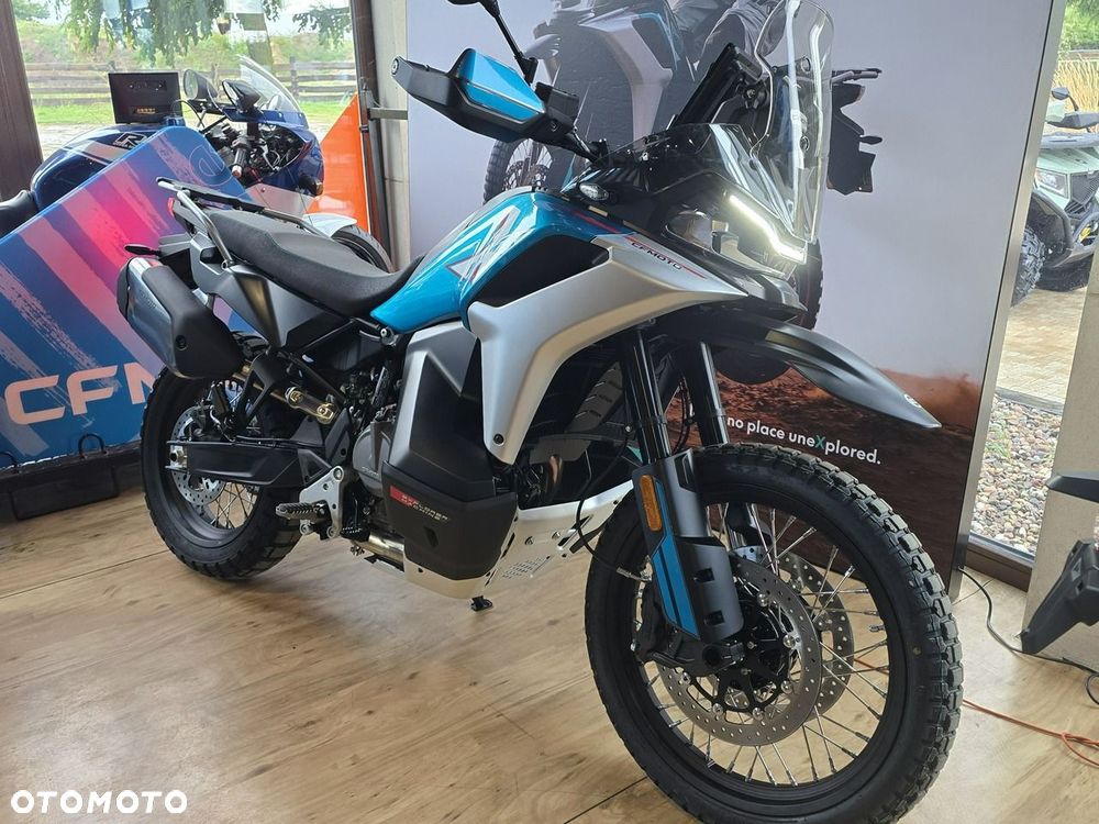 CFMoto MT-X - 17