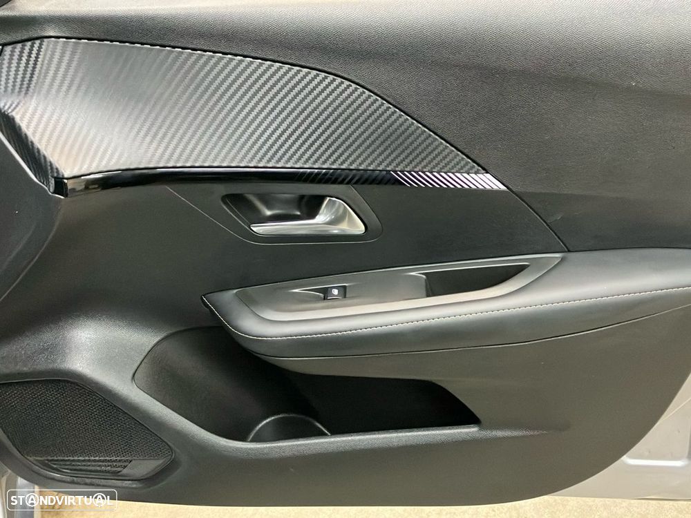 Peugeot 208 1.2 PureTech Allure - 23