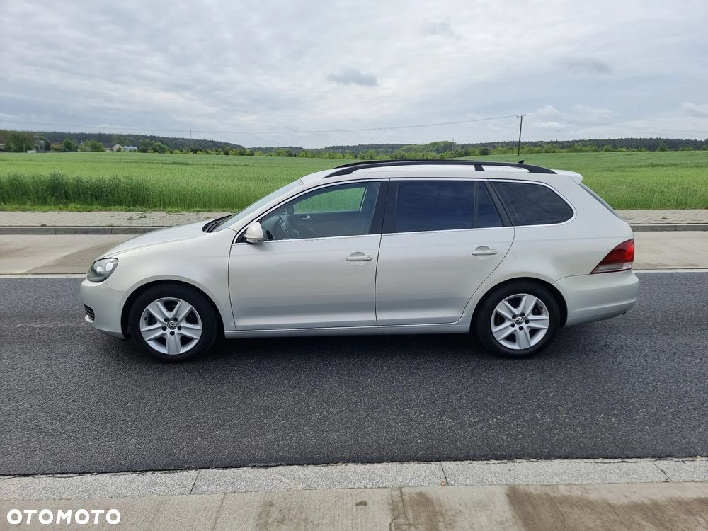 Volkswagen Golf - 11