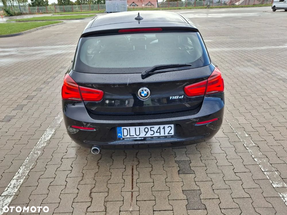 BMW Seria 1 116d - 5