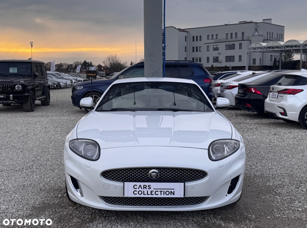 Jaguar XK - 9