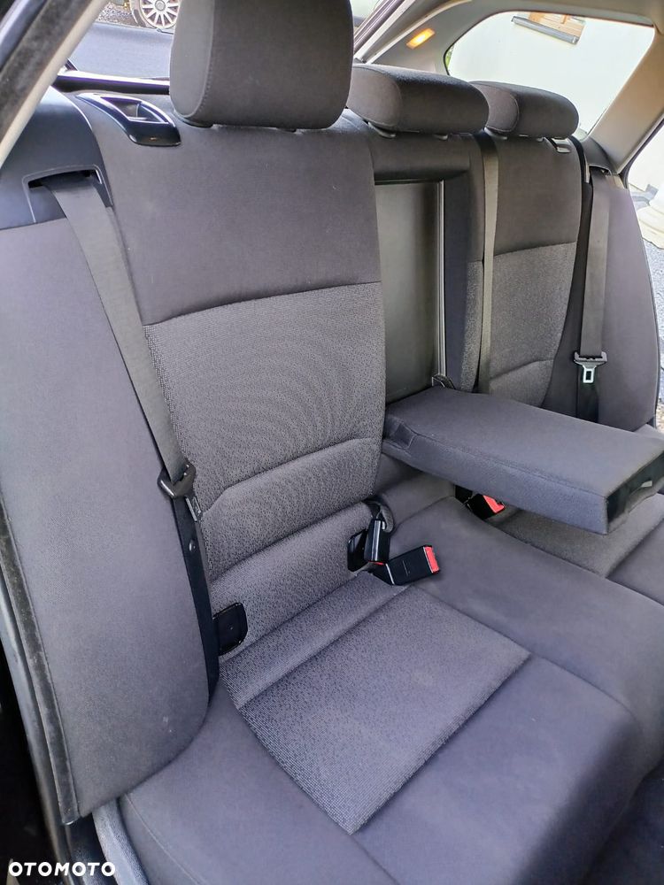 BMW Seria 3 - 17