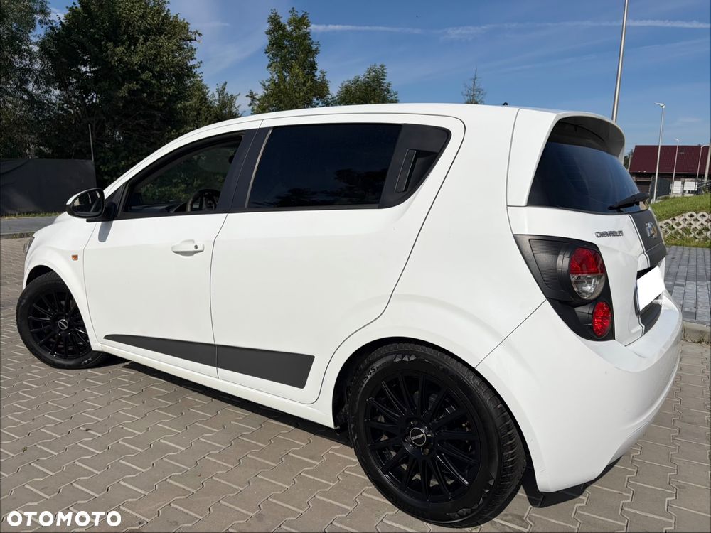 Chevrolet Aveo 1.2 LS+ - 12