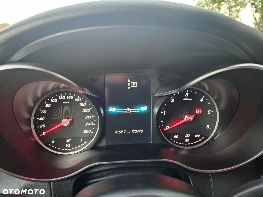 Mercedes-Benz GLC 220 d 4Matic 9G-TRONIC - 27