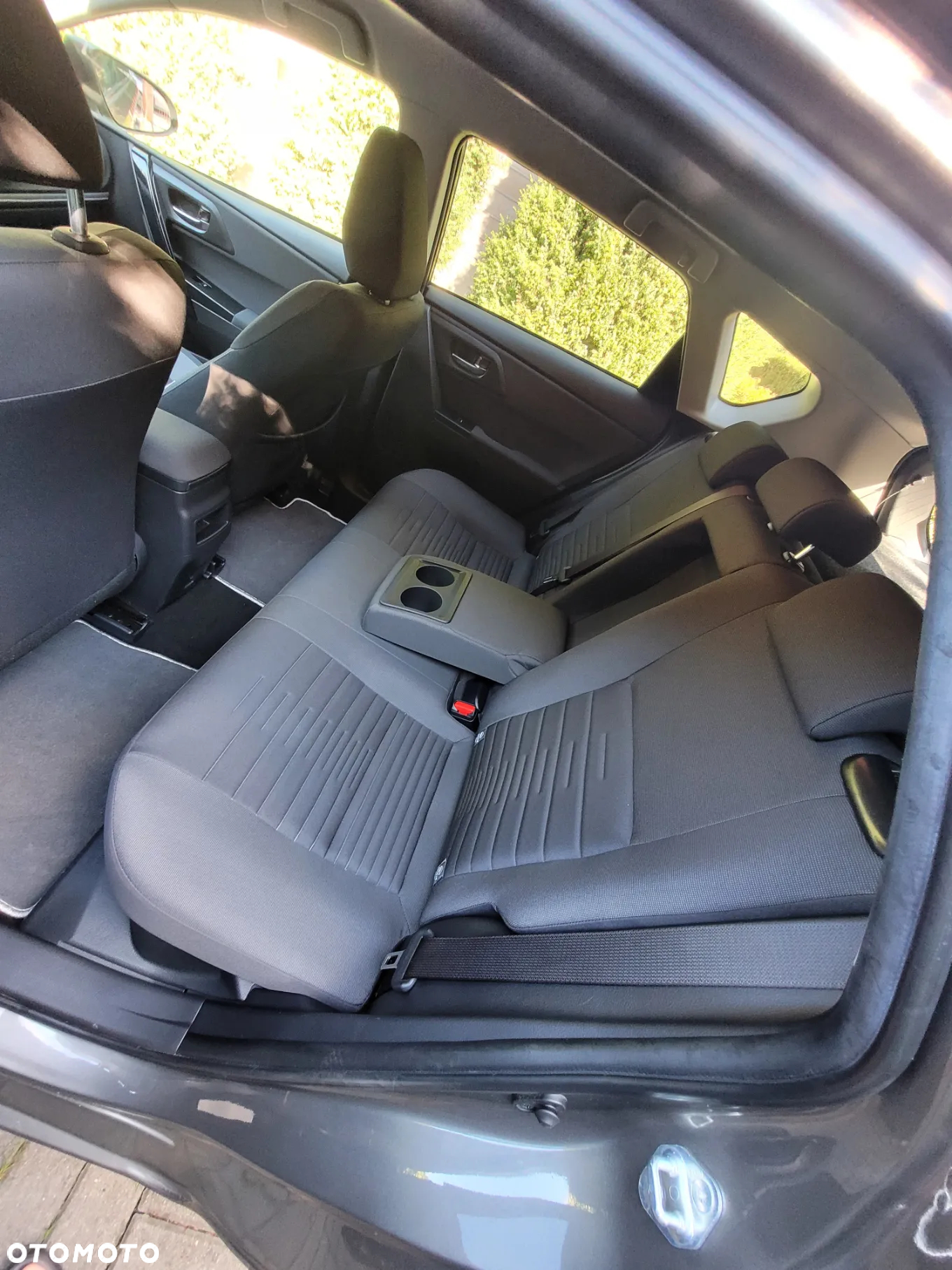 Toyota Auris 1.8 VVT-i Hybrid Automatik Life - 14