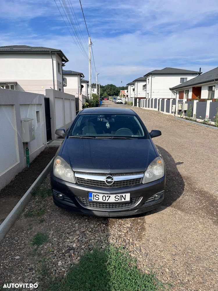 Opel Astra GTC 1.3 CDTI - 1