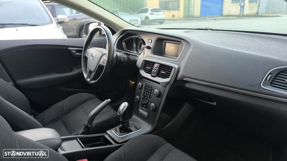 Volvo V40 1.6 D2 Eco Momentum - 5