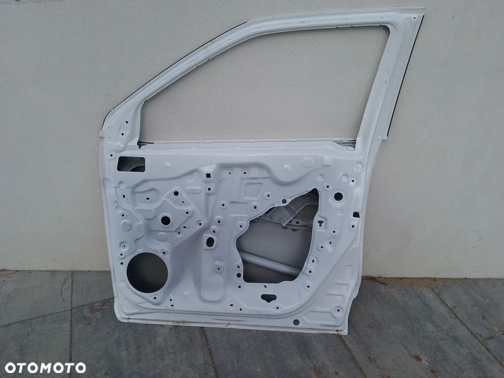 2SZT DRZWI PRAWE PRZEDNIE PRAWY TYŁ TOYOTA YARIS CROSS 20- - 11