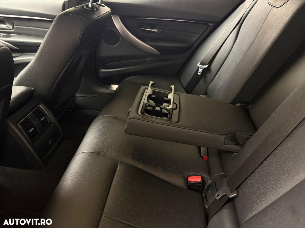 BMW Seria 3 - 18