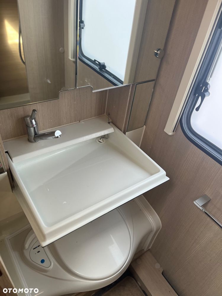 Adria Adora 753 UK - 8