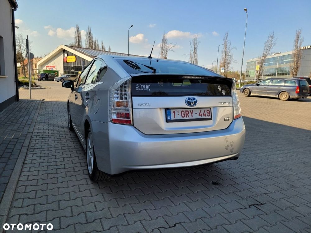 Toyota Prius - 8