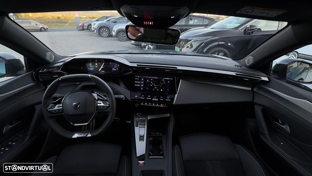 Peugeot E-408 58 kWh GT - 23