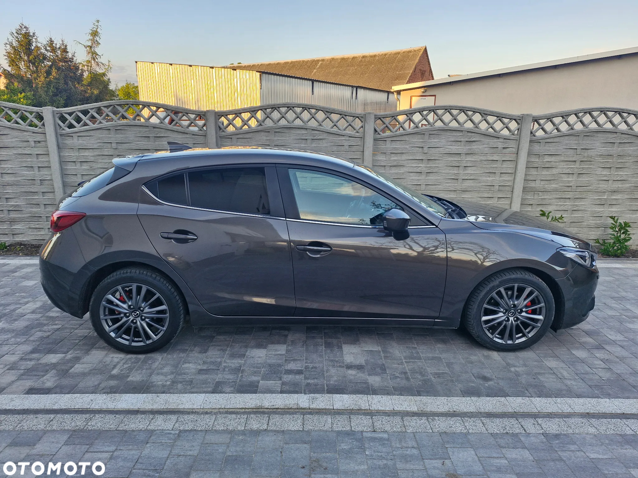 Mazda 3 SKYACTIV-G 120 NAKAMA - 4