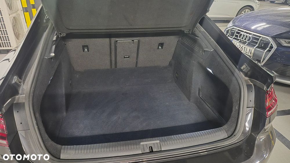 Volkswagen Arteon 2.0 TDI SCR R-Line DSG - 14