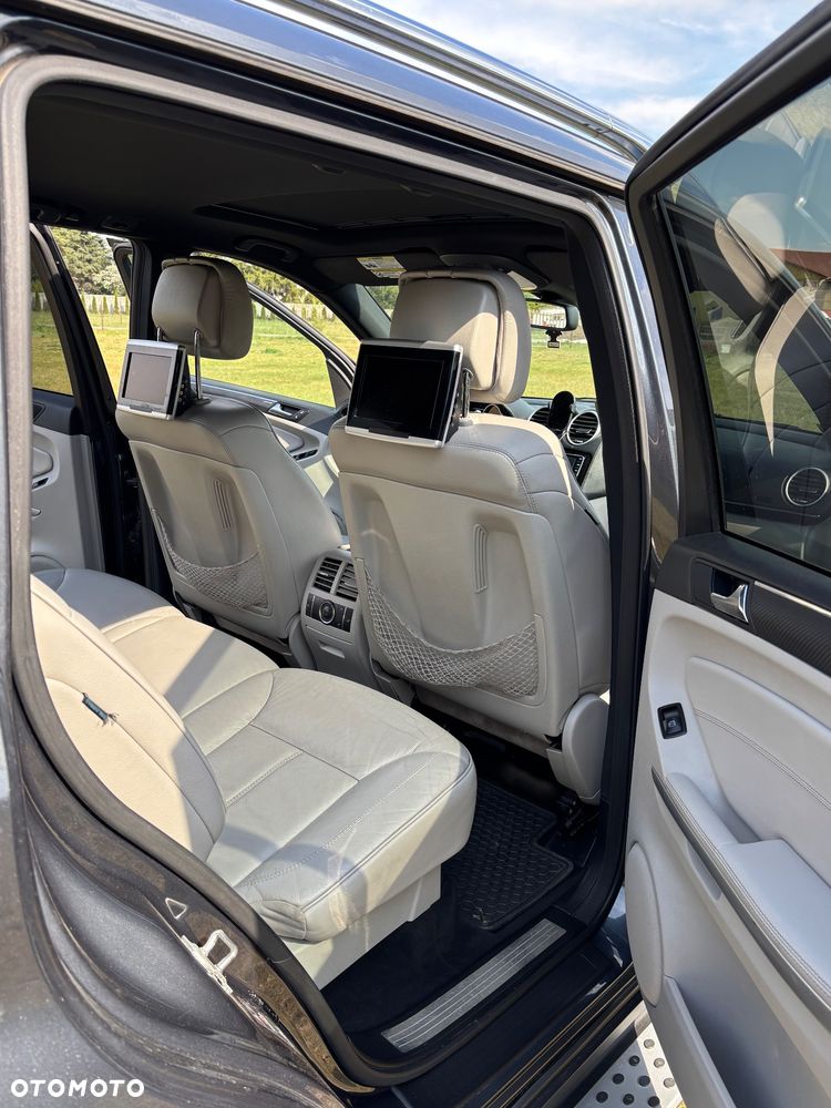 Mercedes-Benz GL 350 BlueTEC - 11