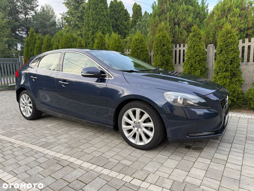 Volvo V40 D2 Momentum - 14