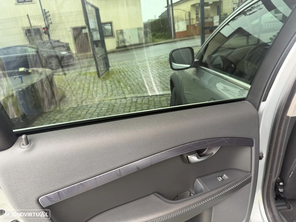 Volvo XC 70 2.0 D3 Drive V.Ocean Race Start/Stop - 41