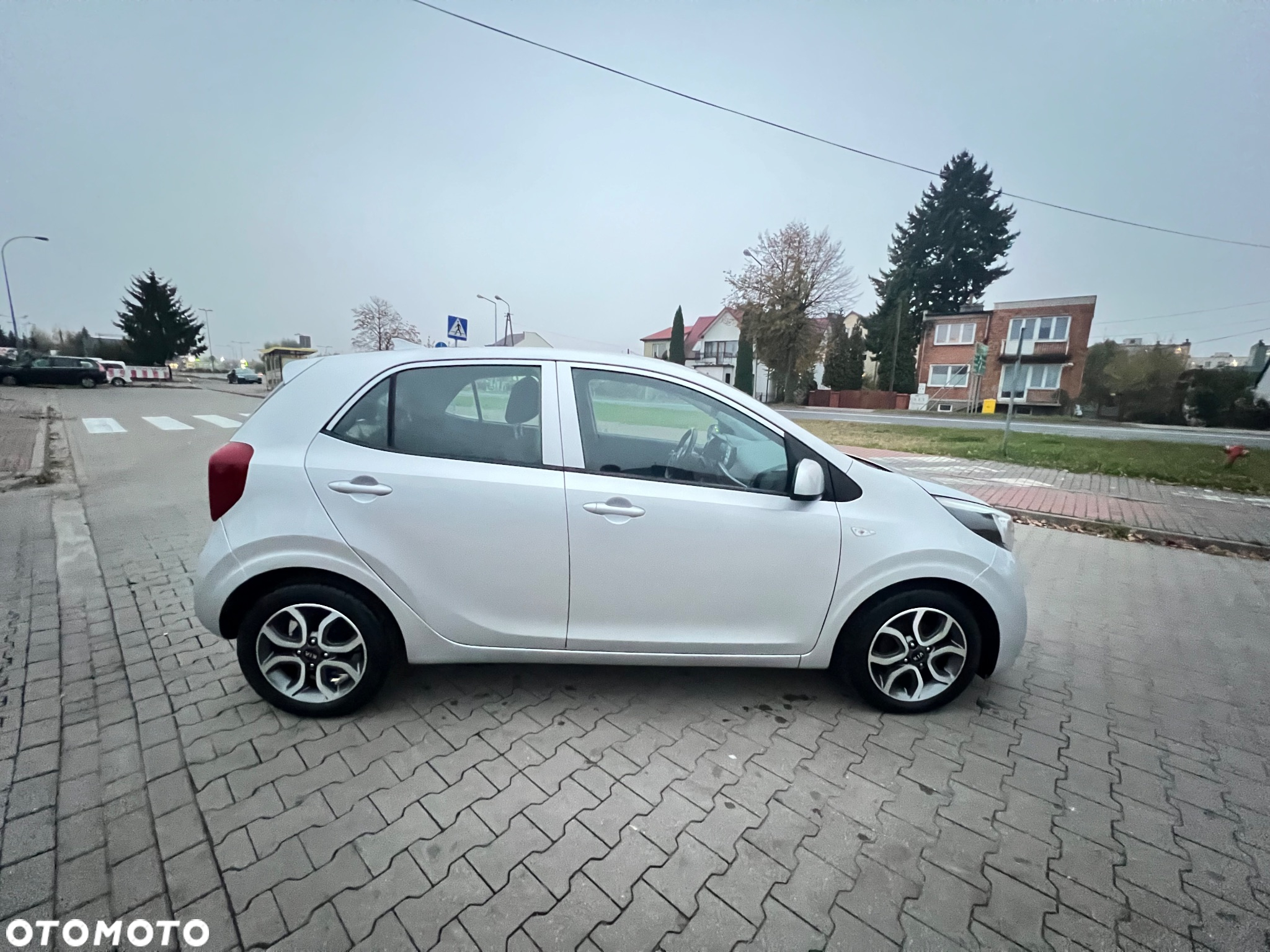 Kia Picanto 1.0 L - 8