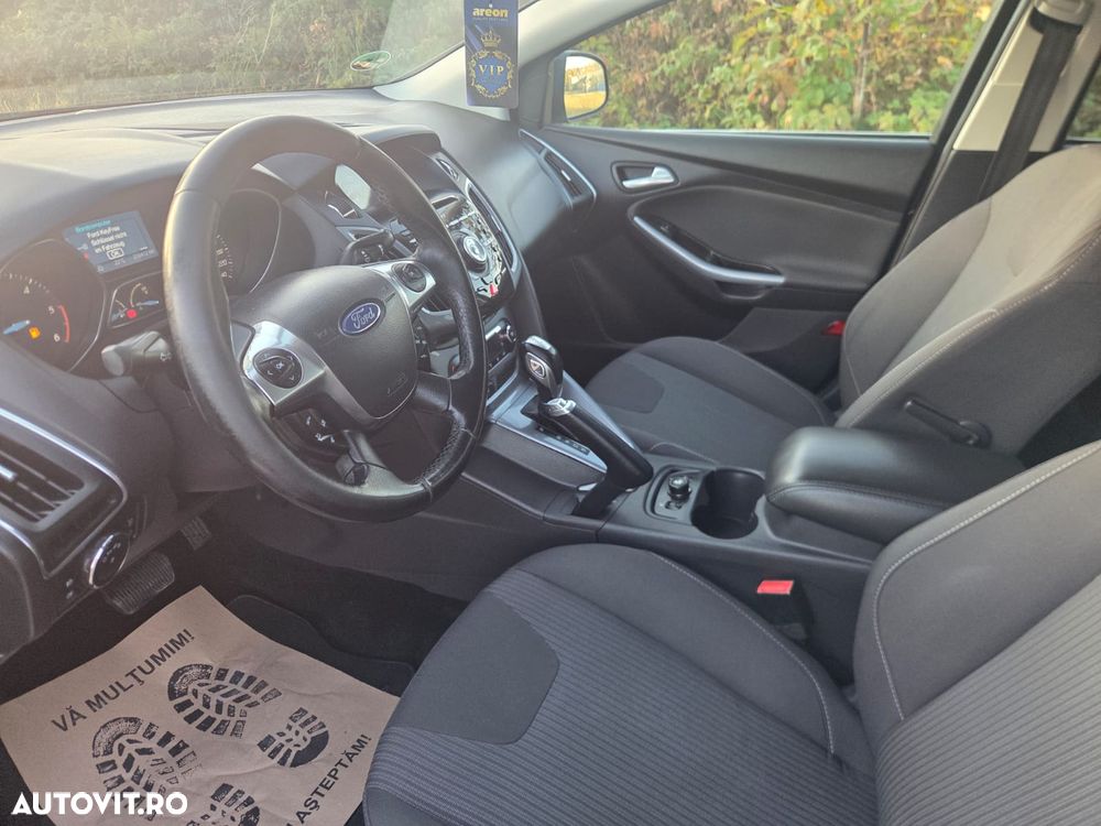 FORD Focus 2012 — imagine 6