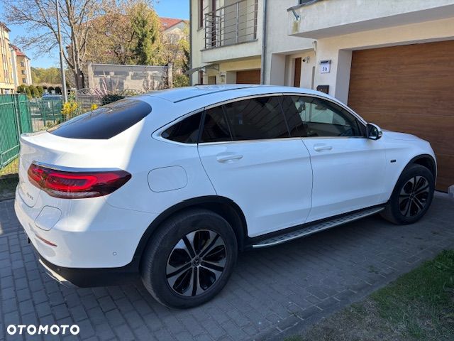 Mercedes-Benz GLC 300 e 4-Matic Business Edition - 4