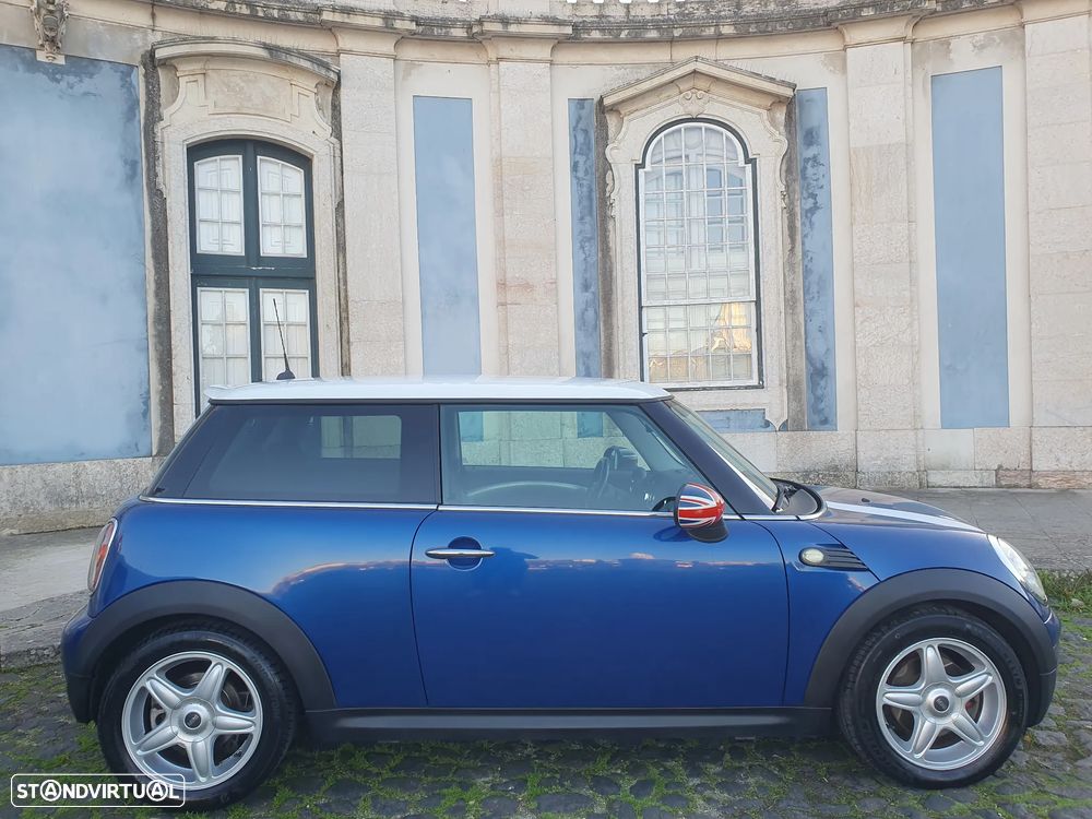 MINI 3 Portas Cooper D - 5