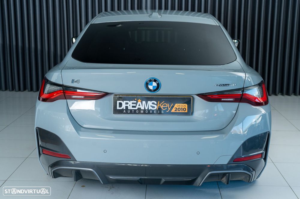 BMW i4 eDrive40 Pack Desportivo M - 3