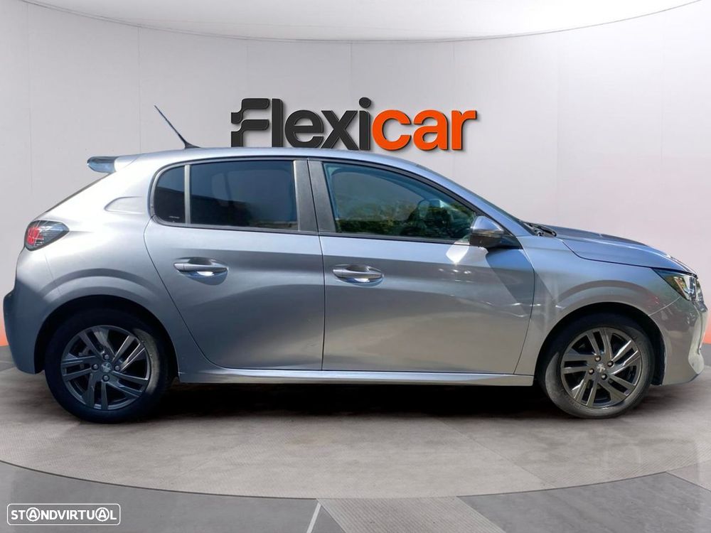 Peugeot 208 - 4