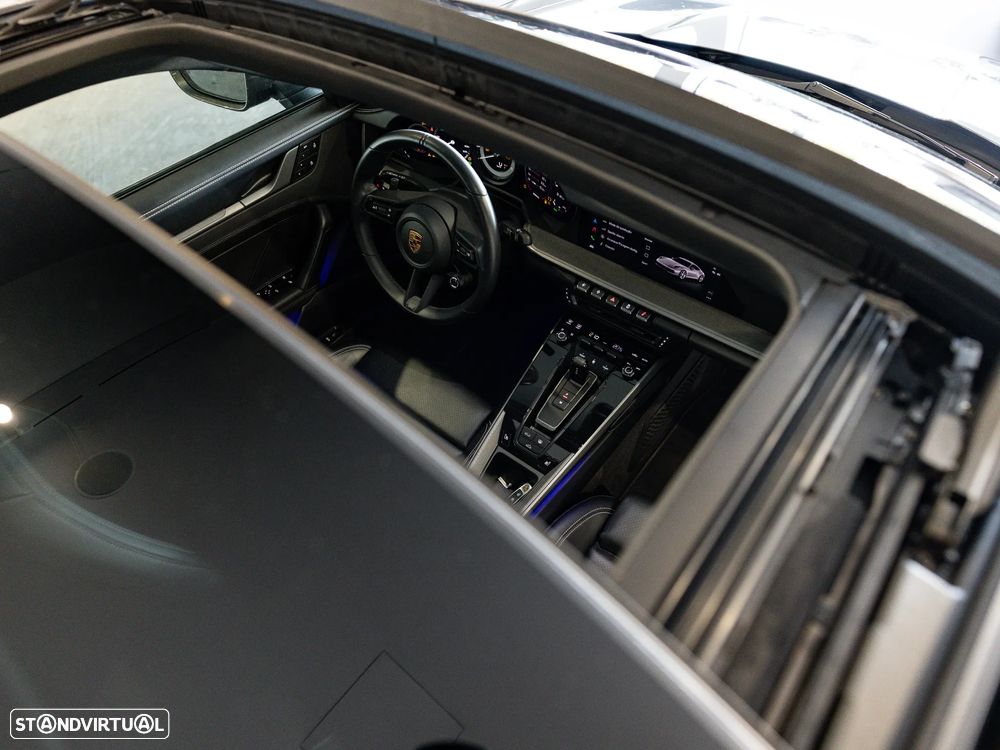 Porsche 911 (992) Carrera 4S PDK - 36