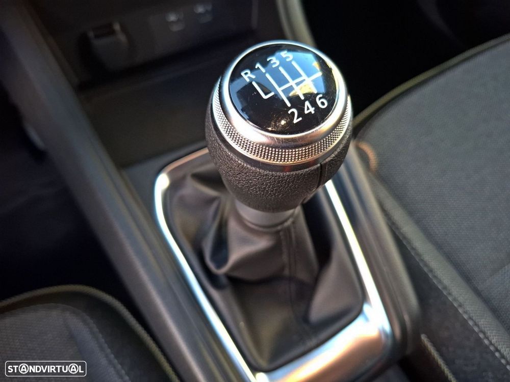 Renault Captur 1.0 TCe Techno Bi-Fuel - 15