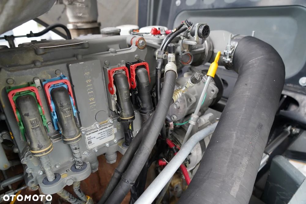 Liebherr L 576 XPower / ŁADOWARKA  CZOŁOWA  TELSKOPOWA /  POJEMNOŚĆ ŁYŻKI 4,7 M3 - 20