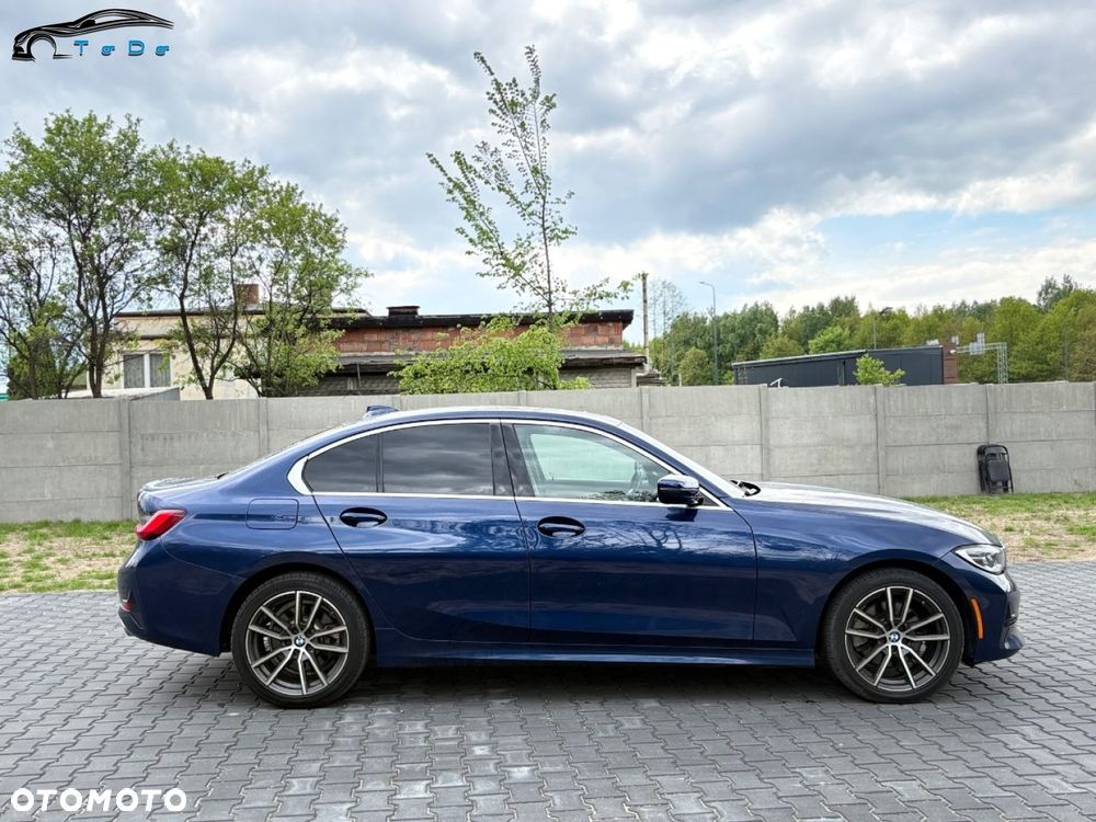 BMW Seria 3 330i GPF Advantage sport - 11