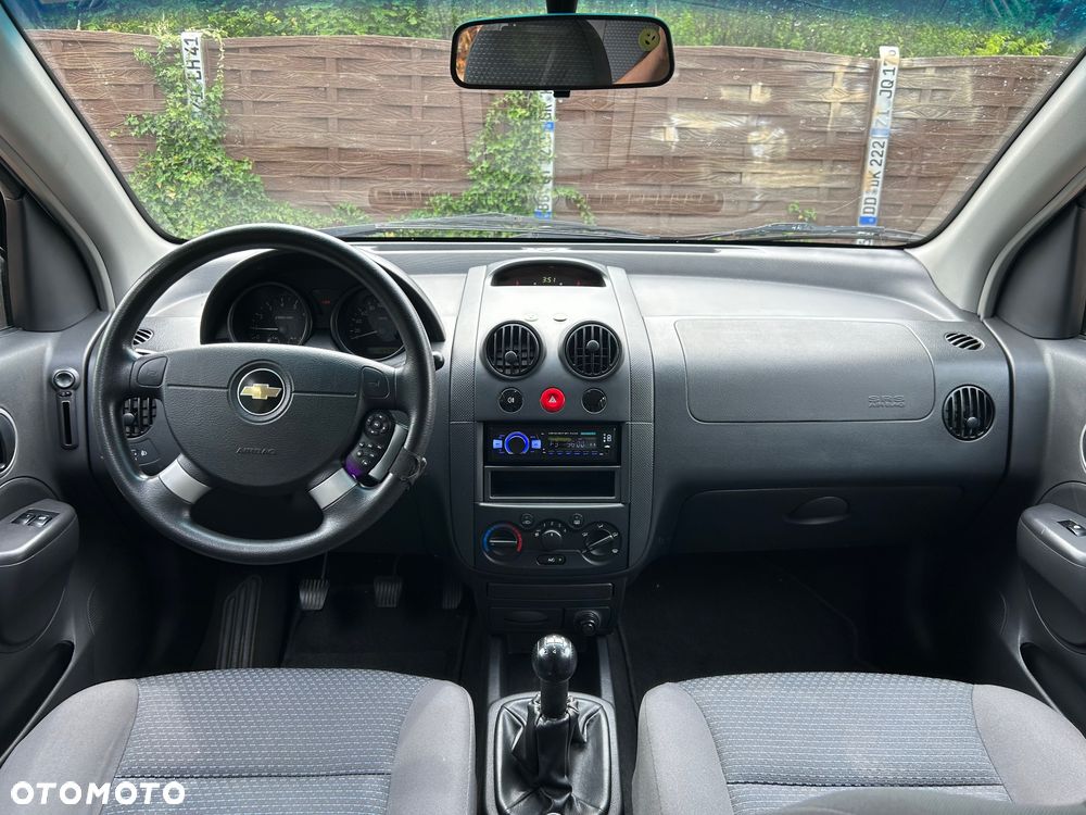 Chevrolet Kalos - 25