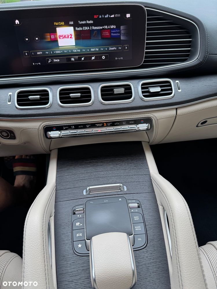 Mercedes-Benz Klasa V 300 d 4-Matic Avantgarde 9G-Tronic (ekstra d³) - 25