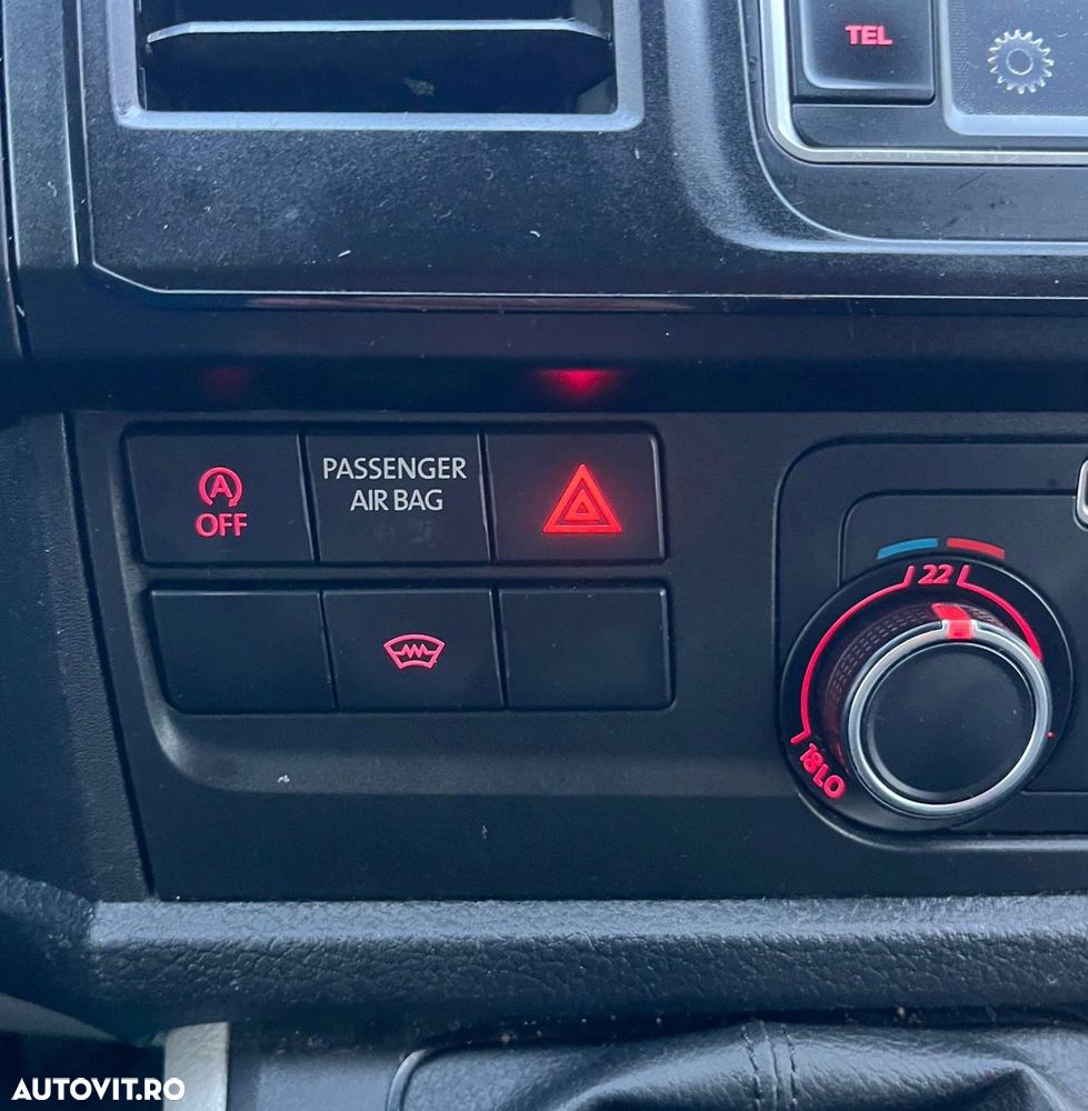 Volkswagen Transporter Multivan T6 2.0 TDI 75 kW LR Comfortline - 10