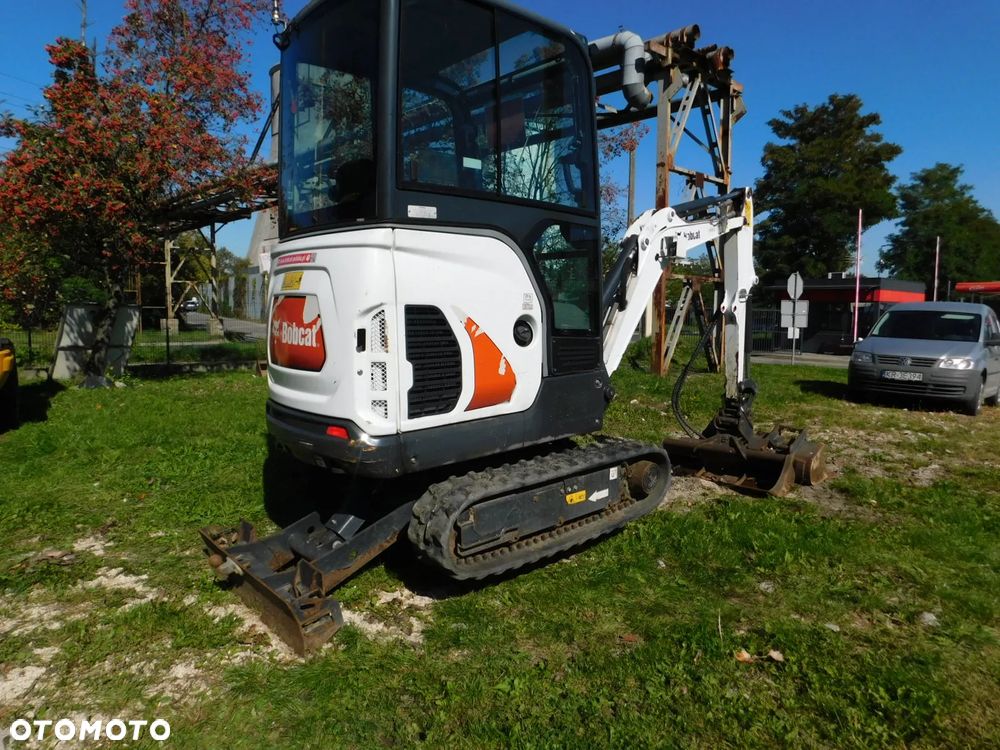Bobcat E19 tylko 690 MTG ! 3 łyzki w tym hydrauliczna - 2