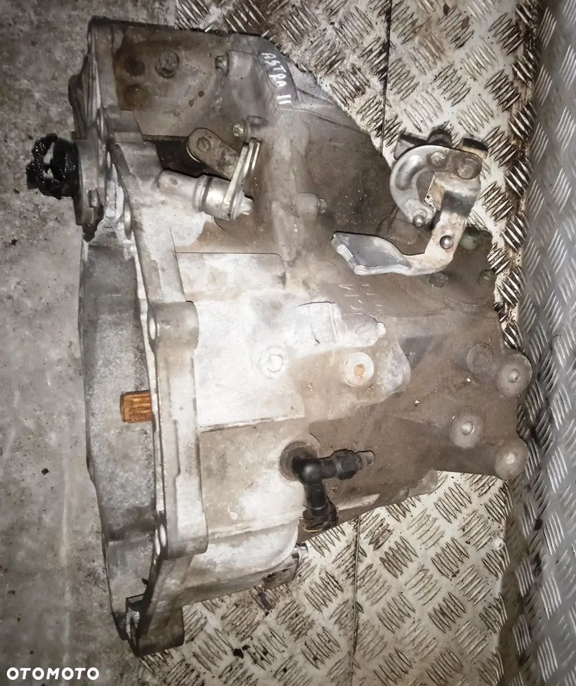 Skrzynia biegów Opel Astra II	F23 - 2