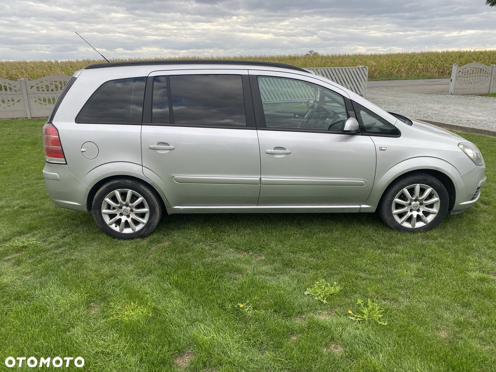 Opel Zafira - 5