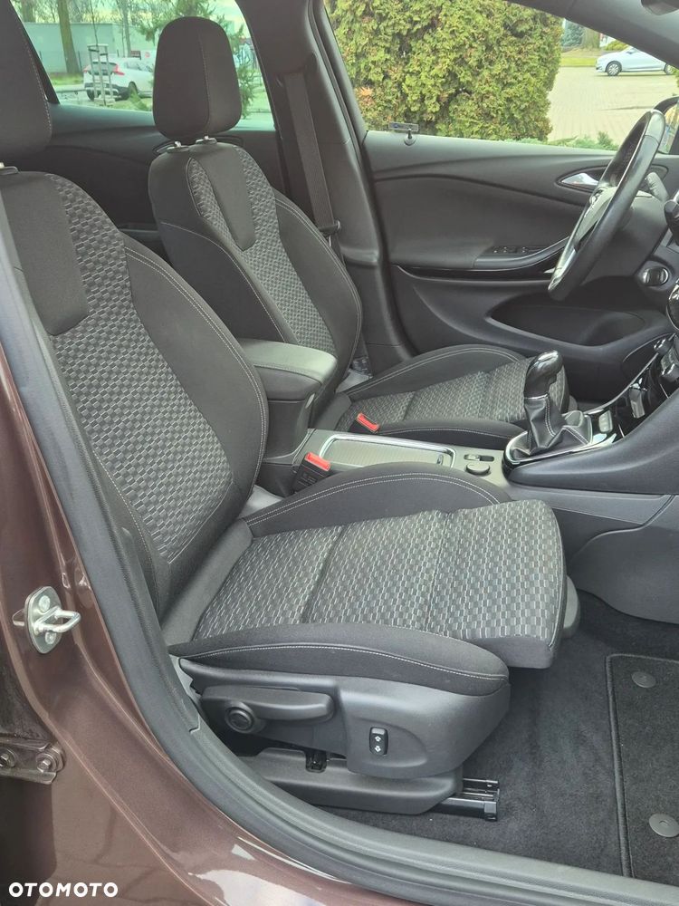 Opel Astra 1.4 Turbo Edition - 12