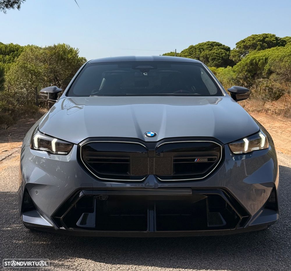 BMW M5 xDrive - 3