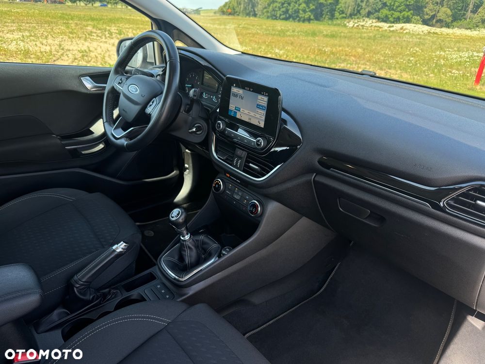 Ford Fiesta 1.0 EcoBoost S&S TITANIUM - 27
