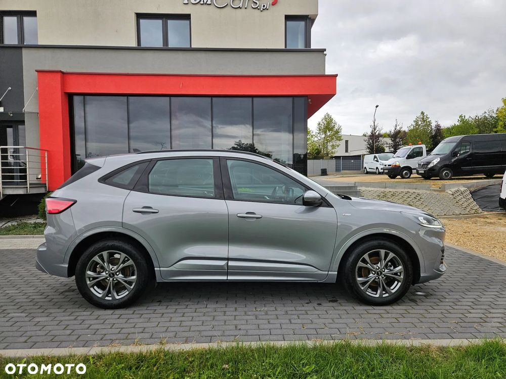 Ford Kuga 2.5 FHEV FWD ST-Line - 2