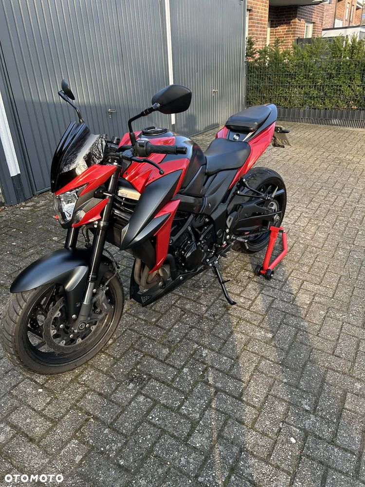 Suzuki GSX - 1