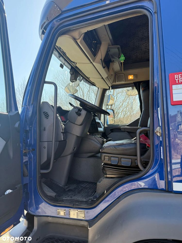 Renault D16 MED P4X2 280 E6 - 5